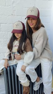 CASQUETTE BORDEAUX- POULE PARTY