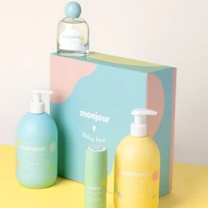 Coffret naissance bébé Baby Love Monjour avec 4 soins